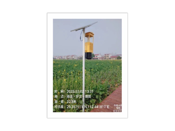 太陽(yáng)能全智能風(fēng)吸式殺蟲(chóng)燈